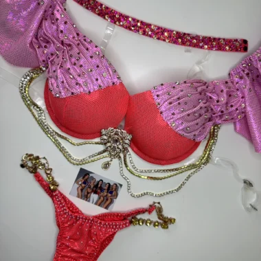 "Esmeralda" WBFF bikini